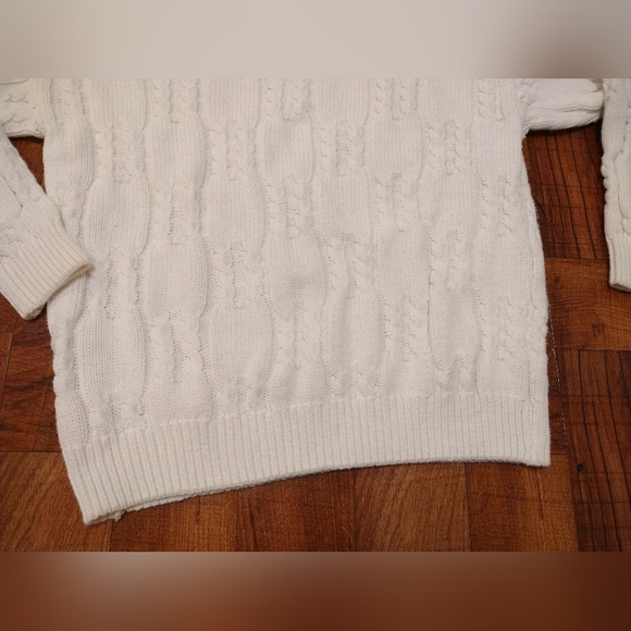Vintage Izod Cable Knit Crochet White Long Sleeve Sweater Women's Size Medium - Picture 2 of 4